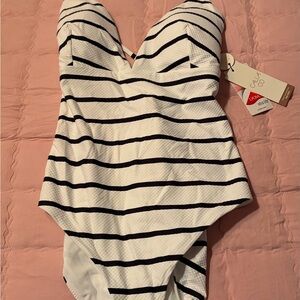 Calia by CO NWT Women's Black and White Striped One Piece Swimsuit tummy